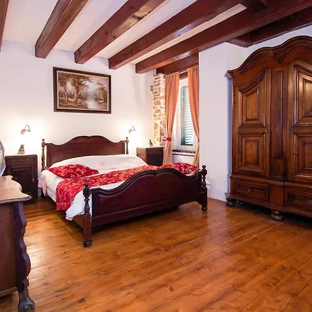 Vila Luxury With A Swimming Pool Bajici, Zagora - 11328 Grabovac (Split-Dalmatia)
