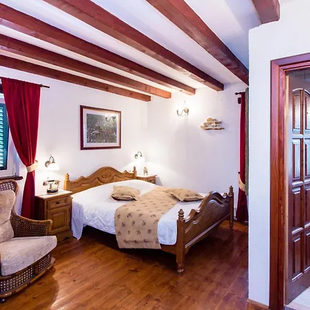 Luxury With A Swimming Pool Bajici, Zagora - 11328 Vila Grabovac (Split-Dalmatia)