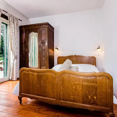 Luxury With A Swimming Pool Bajici, Zagora - 11328 Grabovac (Split-Dalmatia)