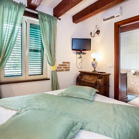 Luxury With A Swimming Pool Bajici, Zagora - 11328 Grabovac (Split-Dalmatia)